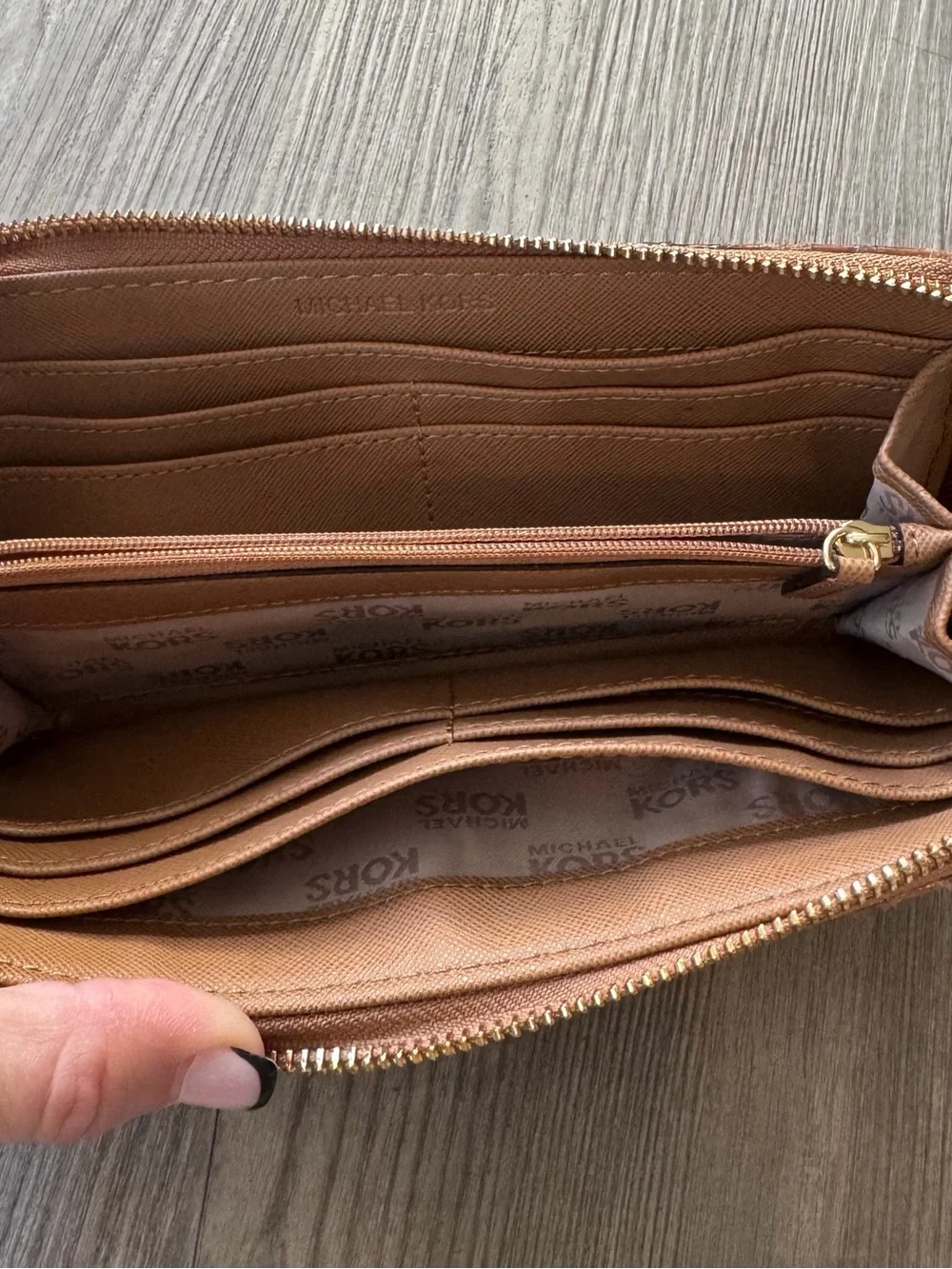 Michael Kors Faux Snakeskin Jet Set Continental Zip Around Wallet.